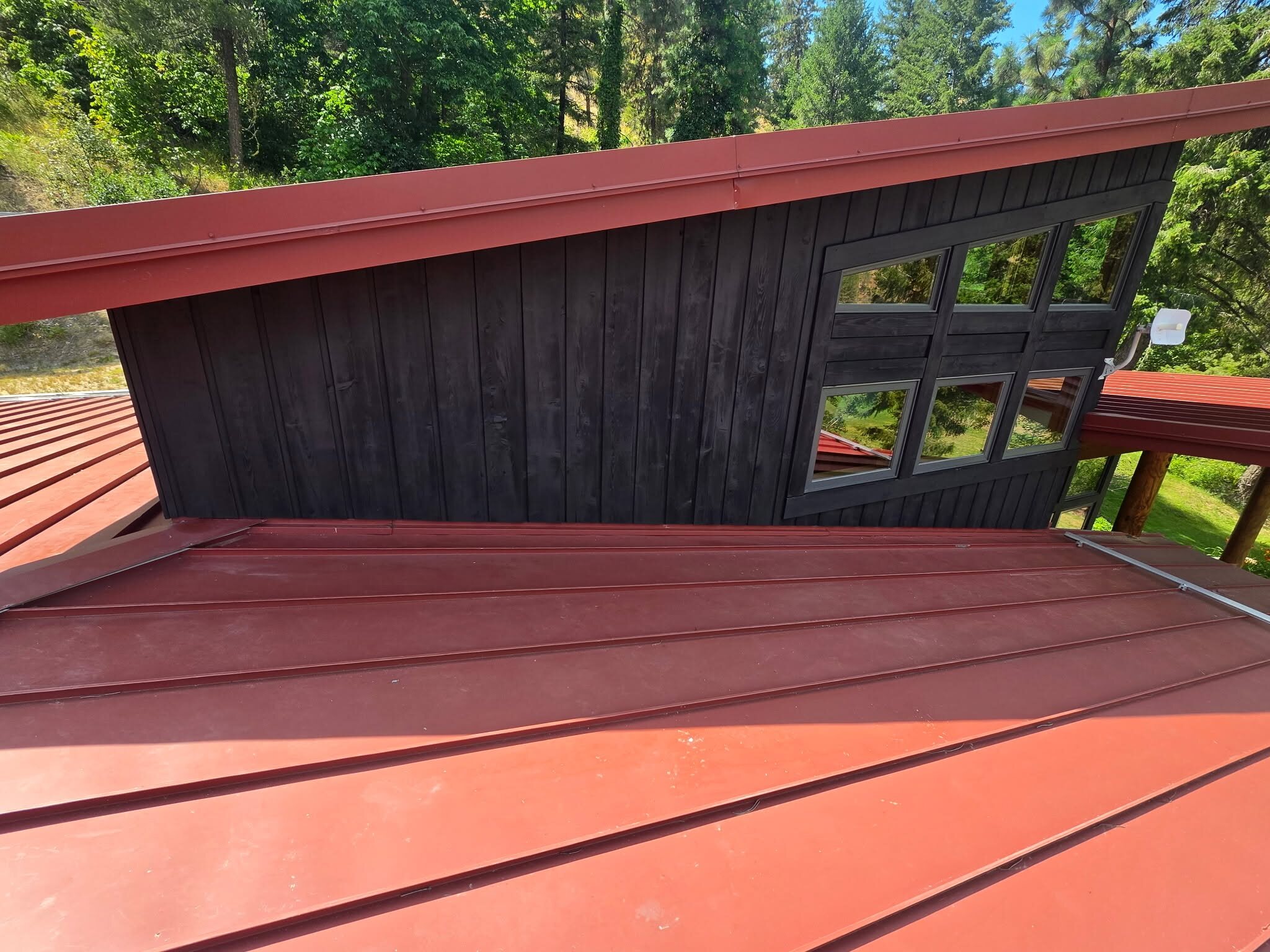 Stained deck with a warm red finish
